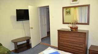 Гостевой дом Mini Hotel Benefit Форос Бюджетный двухместный номер с 1 кроватью или 2 отдельными кроватями-3